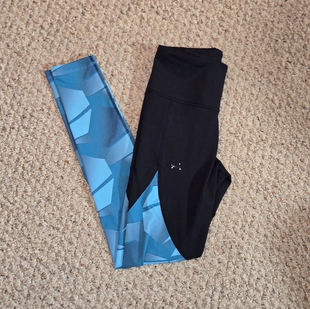 Under Armour Black-Teal Patchwork Leggings Activewear Pants Women's Size Small